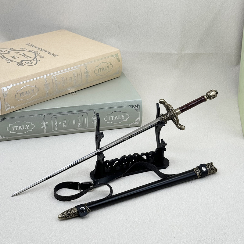 30 centimetri Ago Arya Stark R - Home Improvement Game recensione e prezzo